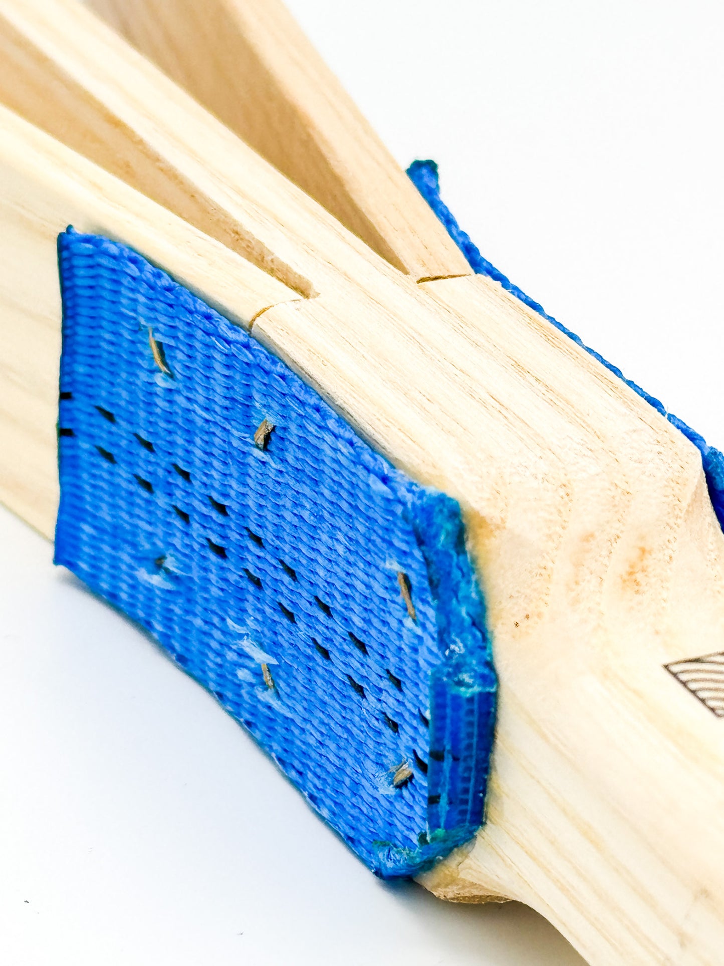 CLAPPERWOOD - Klatschpappe aus Holz - BLAU
