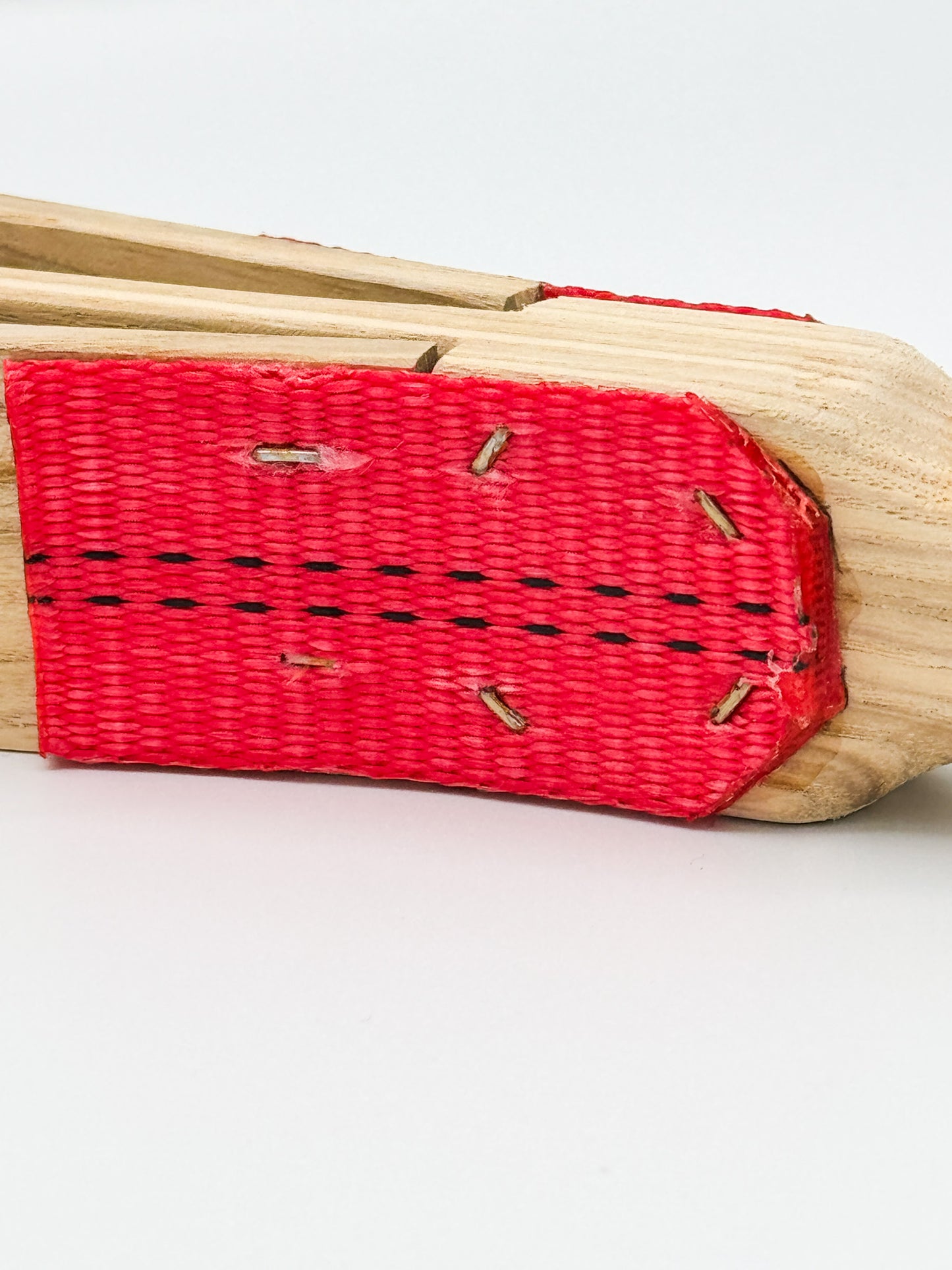 CLAPPERWOOD - Klatschpappe aus Holz - ROT