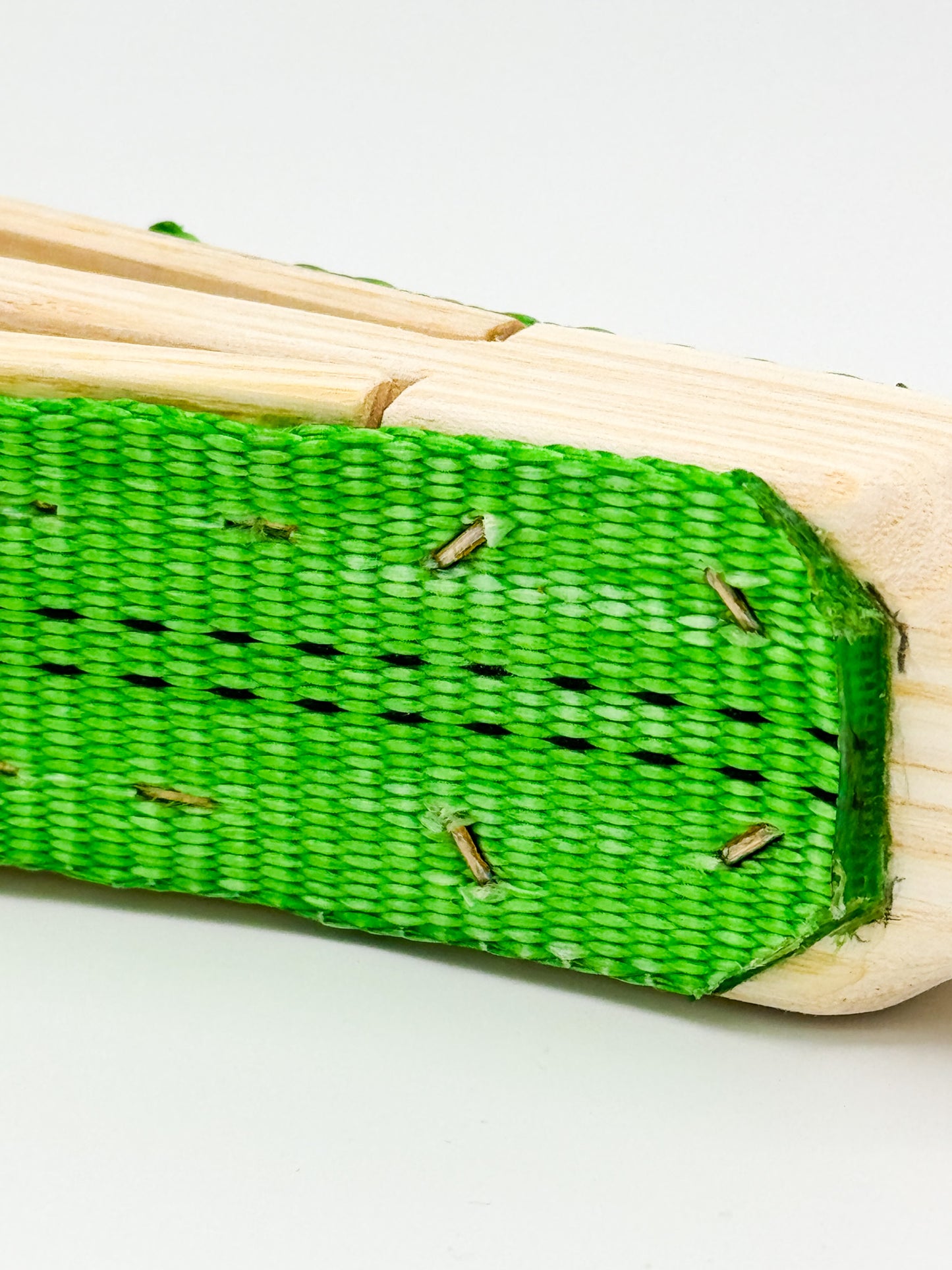 CLAPPERWOOD - Klatschpappe aus Holz - GRÜN